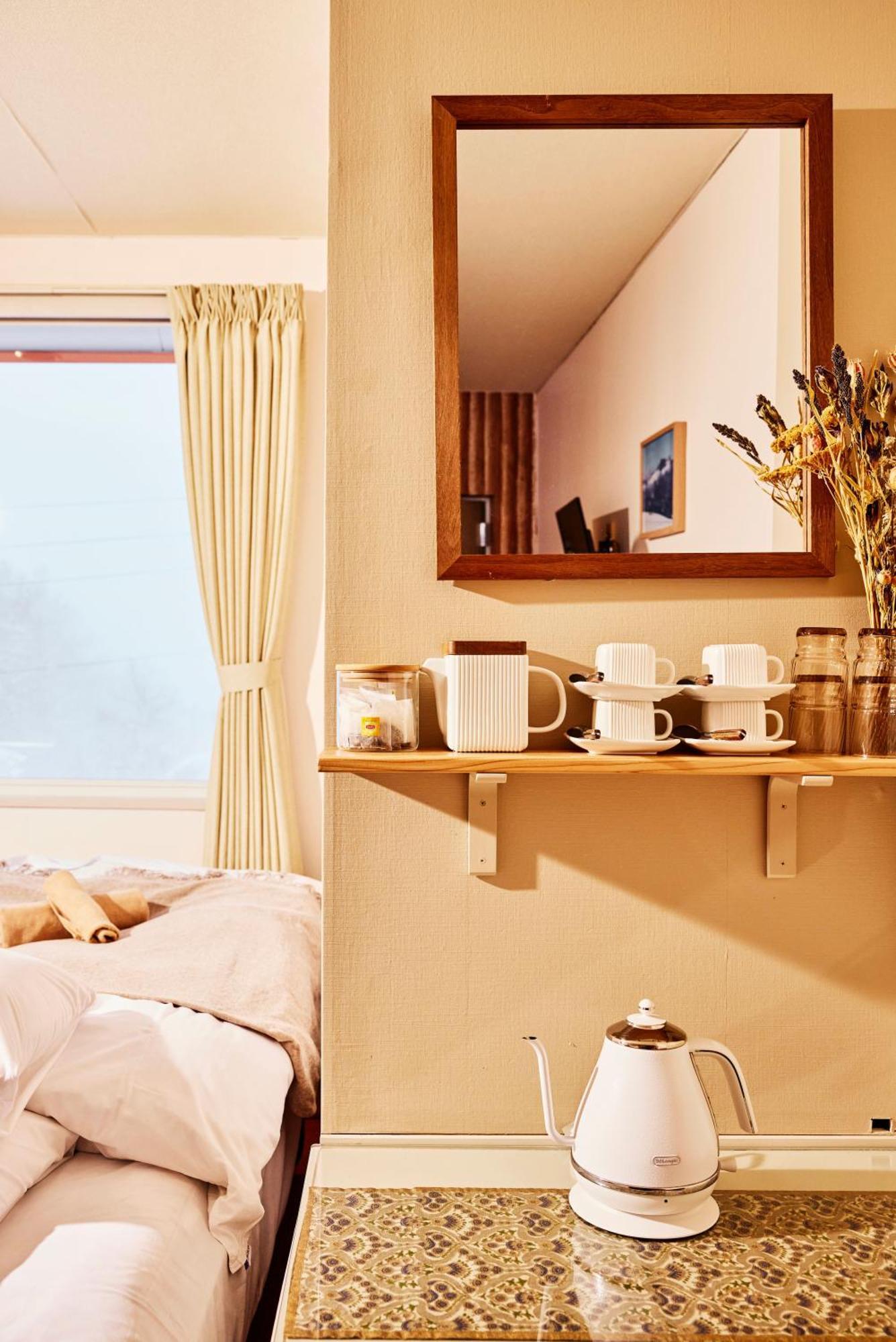 Canopy - Boutique At Hakuba Cortina